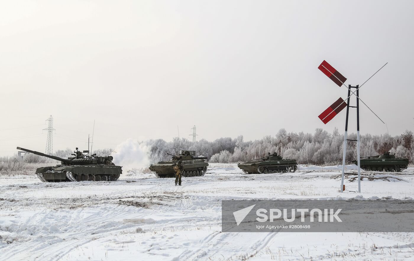 Far Eastern Higher Combined Arms College cadets during military exercise