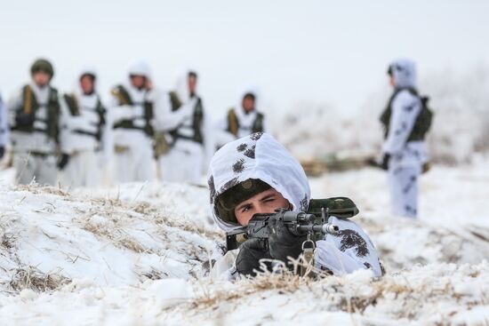 Far Eastern Combined Arms Command School cadets during military exercise