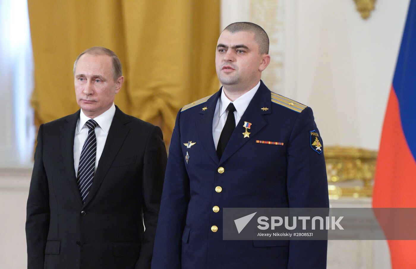 President Vladimir Putin presents state awards to officers who took part in counter-terrorism operation in Syria
