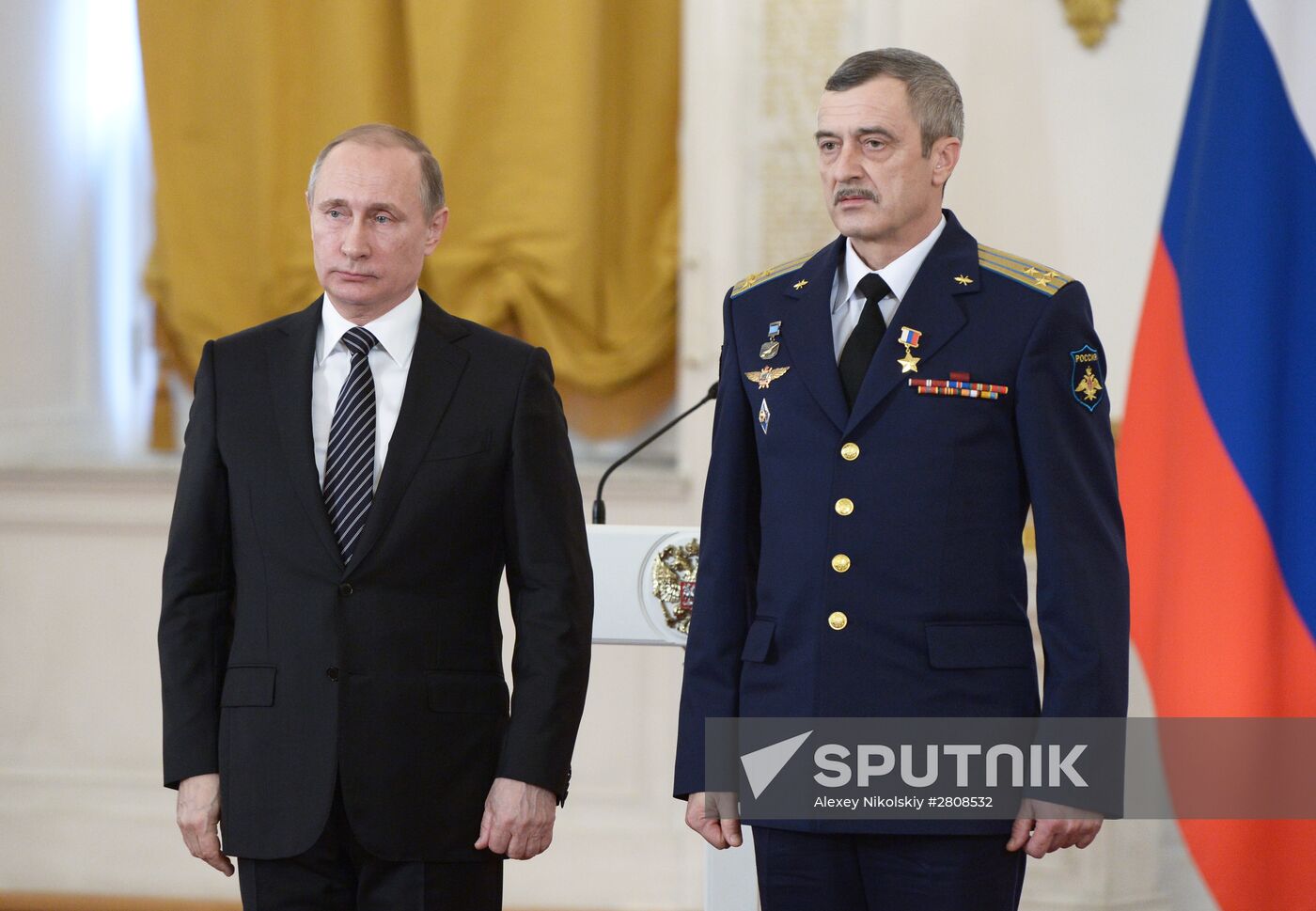 President Vladimir Putin presents state awards to officers who took part in counter-terrorism operation in Syria