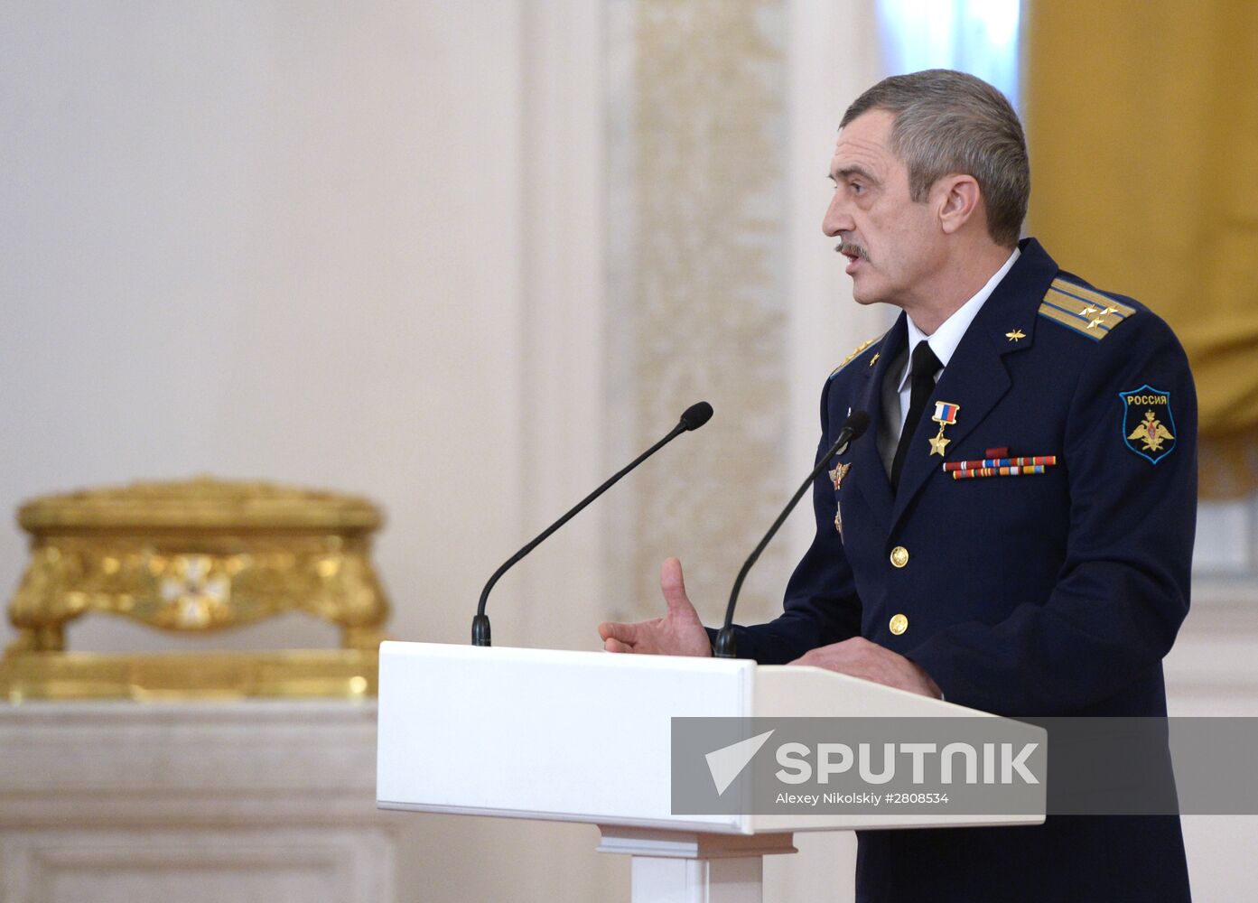 President Vladimir Putin presents state awards to officers who took part in counter-terrorism operation in Syria
