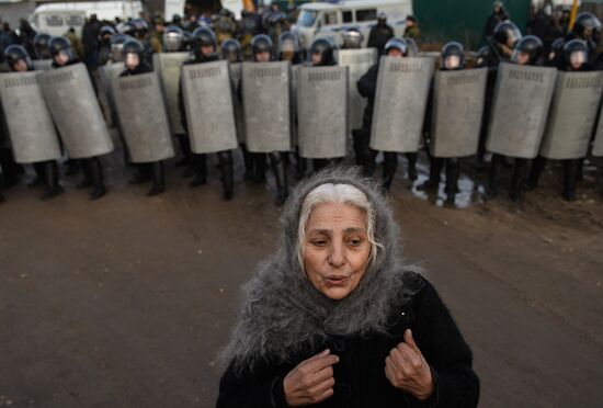 Riots in village outside Tula