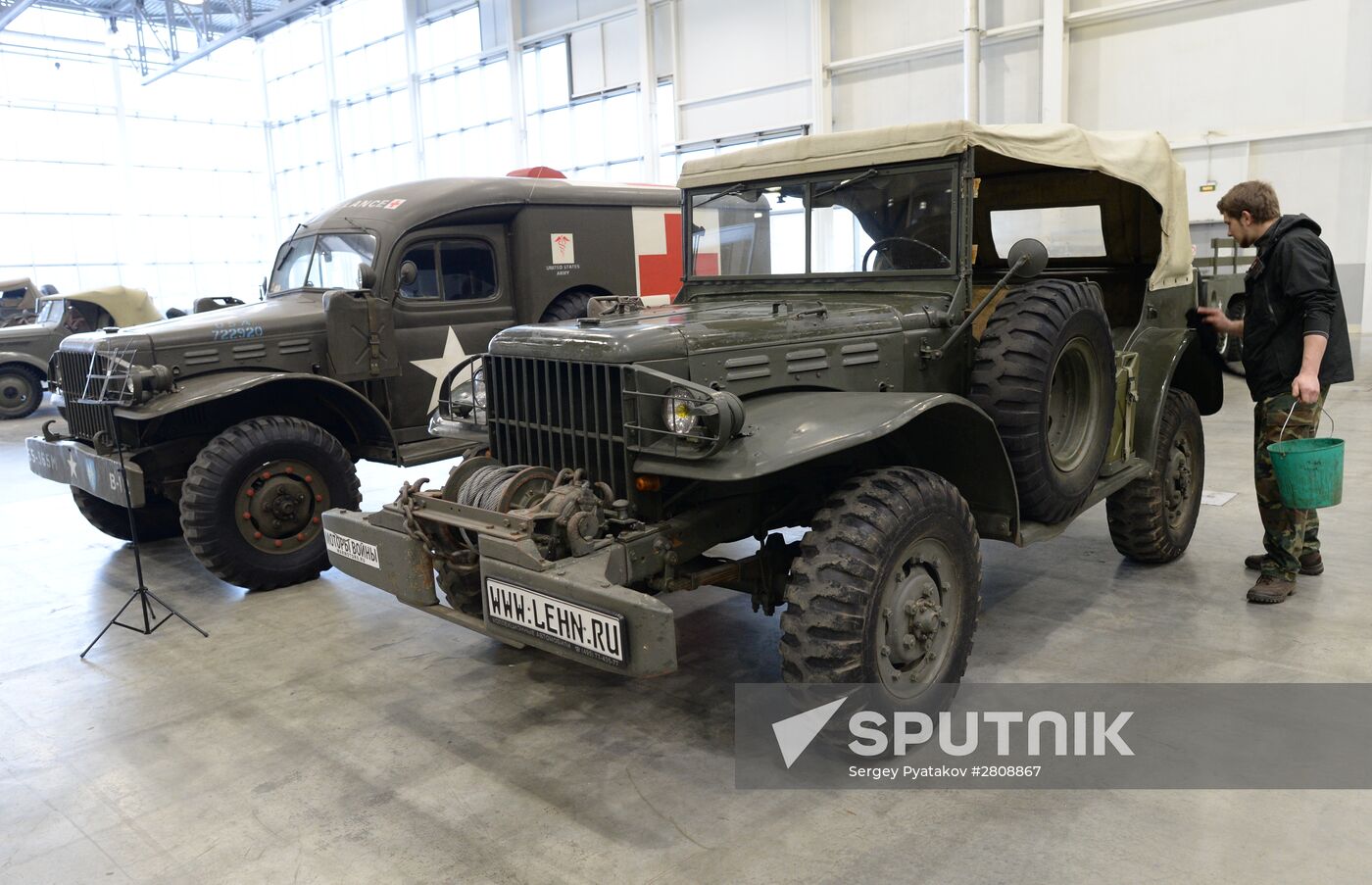 Preparations for opening of Engines of War exhibition of historical military vehicles