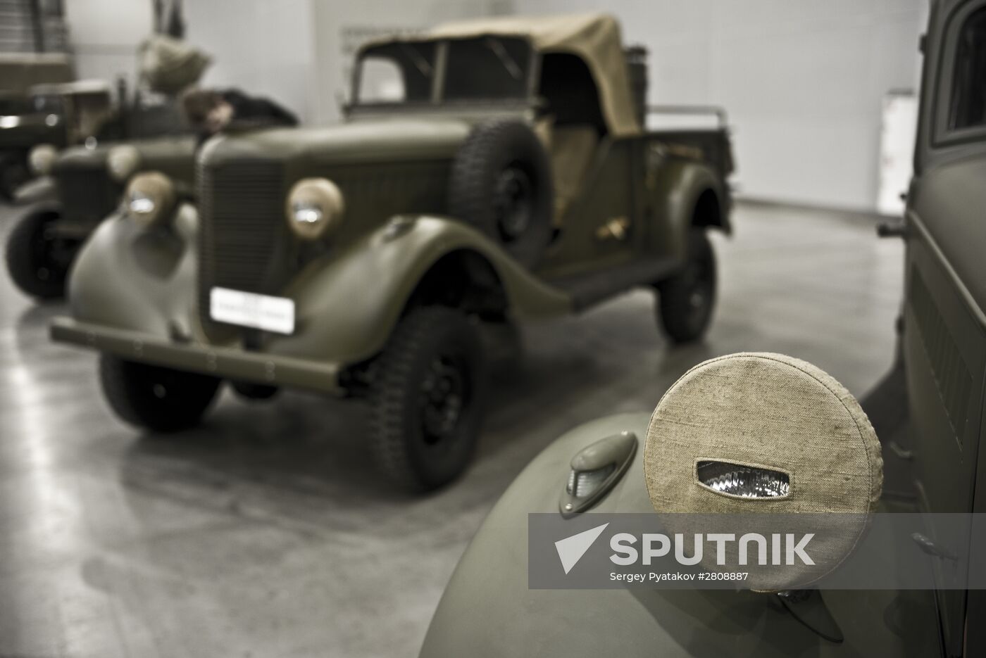 Preparations for opening of Engines of War exhibition of historical military vehicles