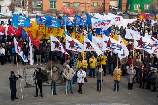 Celebrating Day of Crimea's Reunification with Russia