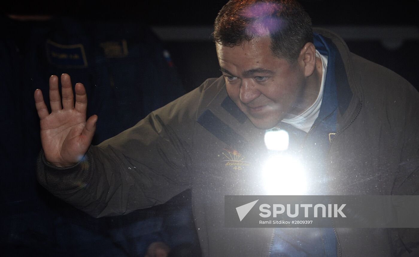 ISS Expedition 47/48 primary crew before blastoff