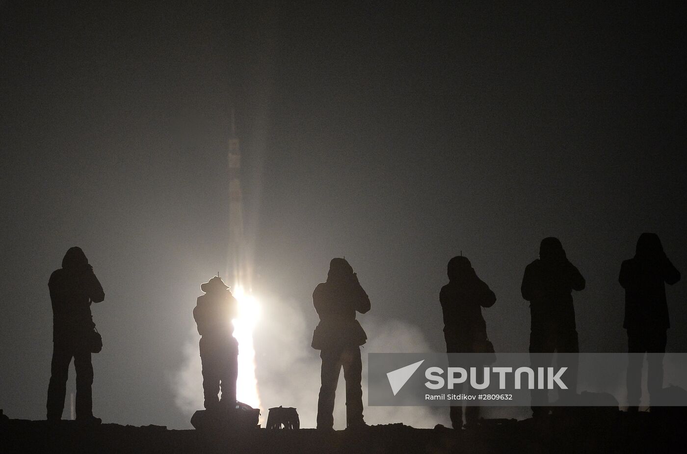 Soyuz-FG carrying Soyuz TMA-20M spacecraft launches from Baikonur Space Center