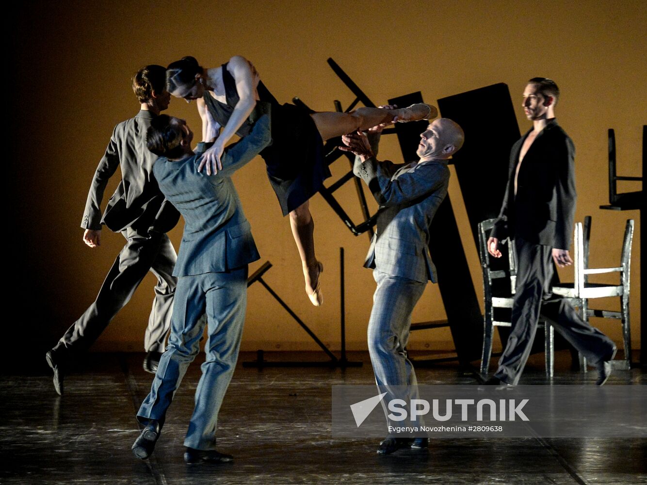 Minos and Steel Step performed at Golden Mask festival