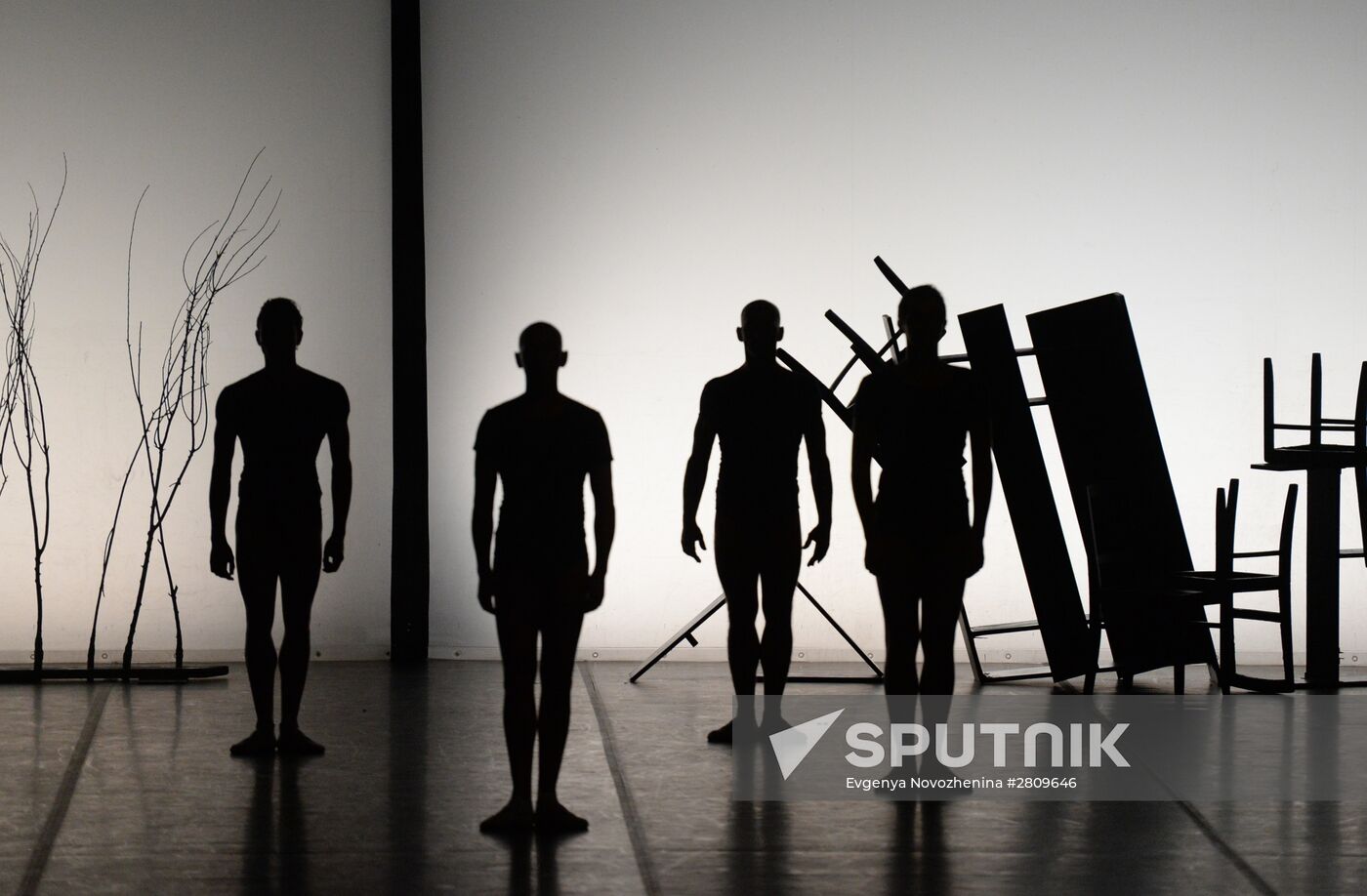 Minos and Steel Step performed at Golden Mask festival