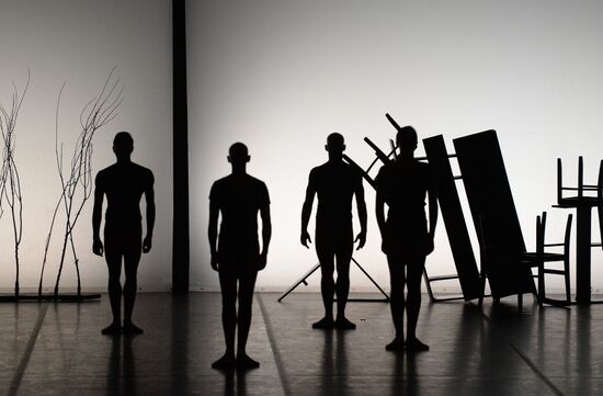 Minos and Steel Step performed at Golden Mask festival