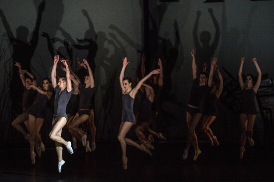 Minos and Steel Step performed at Golden Mask festival