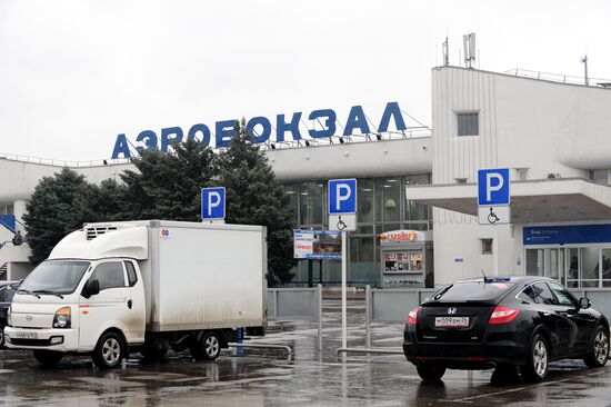 Boeing-737-800 passenger jet crashes in Rostov-on-Don