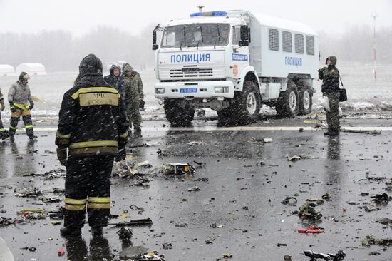 Boeing-737-800 passenger jet crashes in Rostov-on-Don