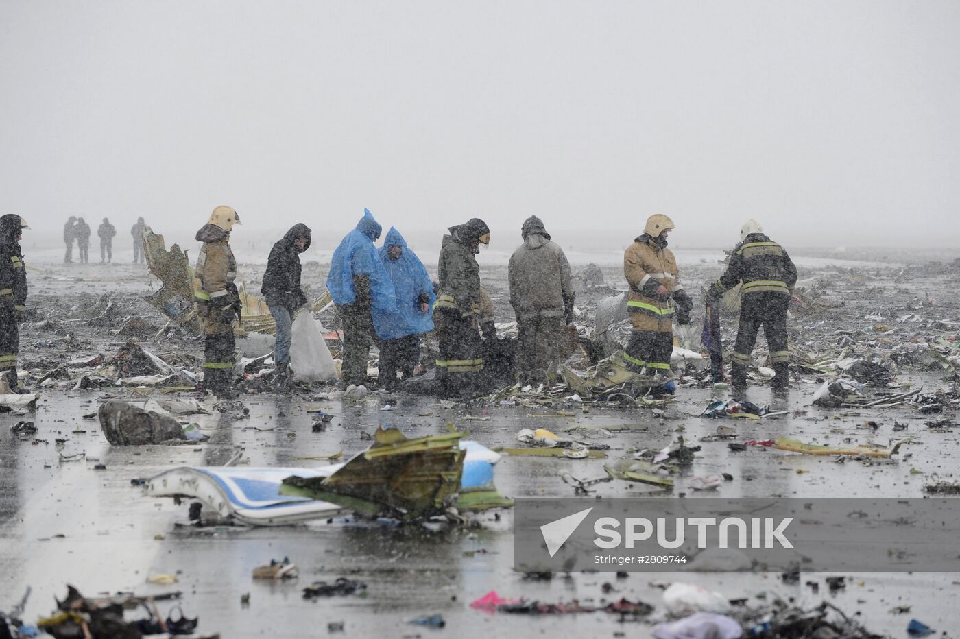 Boeing-737-800 passenger jet crashes in Rostov-on-Don