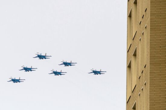 "Enlistment Contract is Your Choice" campaign in Omsk