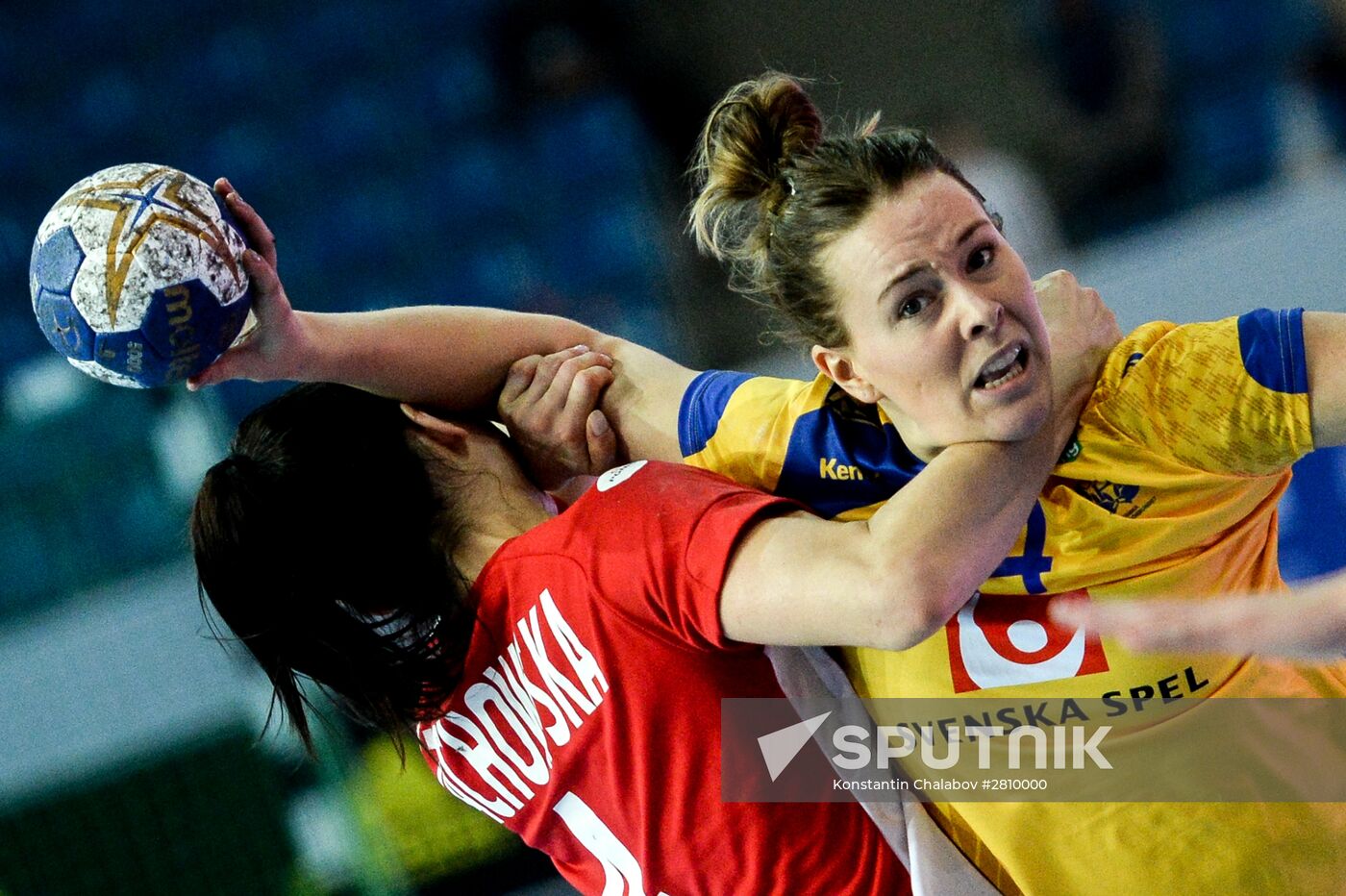 Handball. 2016 Olympic Qualification Tournament. Poland vs. Sweden