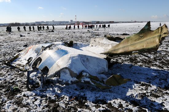 Boeing-737-800 passenger jet crashes in Rostov-on-Don airport