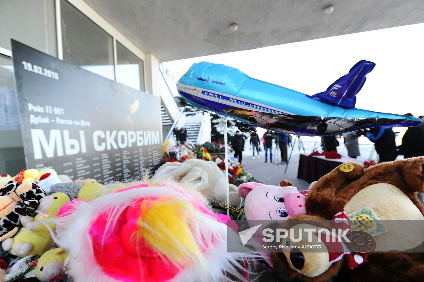 Boeing-737-800 passenger jet crashes in Rostov-on-Don airport