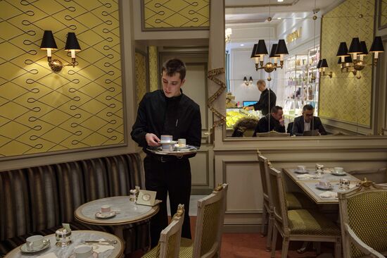 Ladurée bakery in Moscow