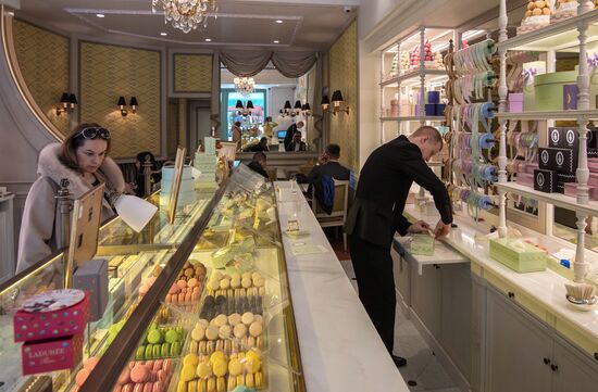 Ladurée bakery in Moscow