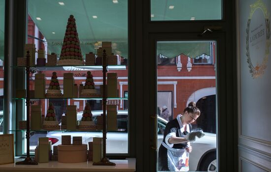 Ladurée bakery in Moscow
