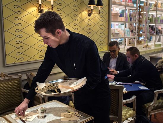 Ladurée bakery in Moscow