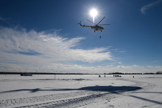 Smokejumpers train in the Novosibirsk Region