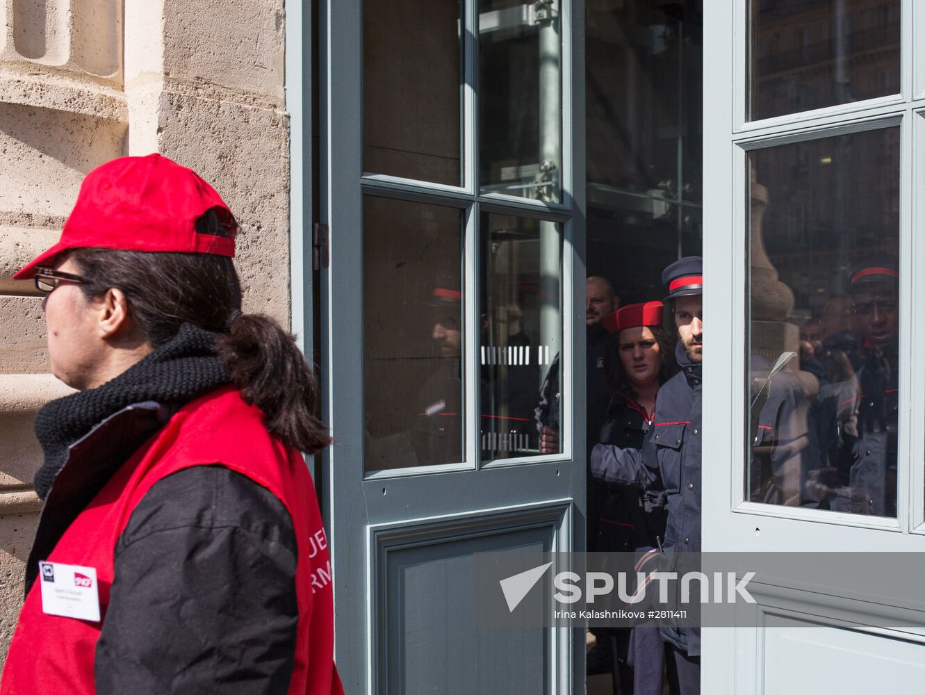 Increased security measures at the Gare du Nord railway station in Paris