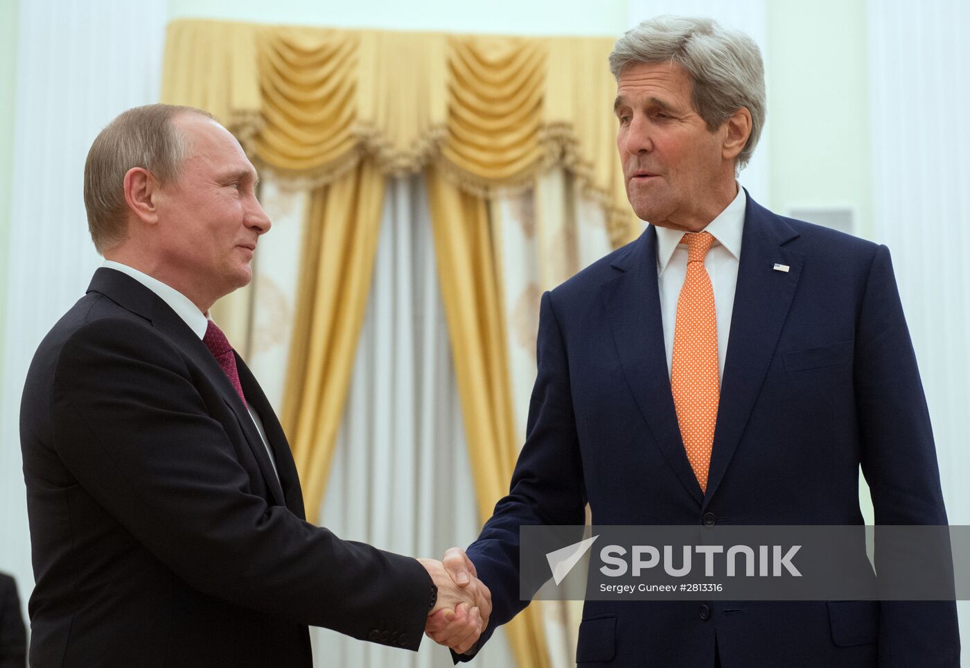 President Putin meets with US Secretary of State John Kerry