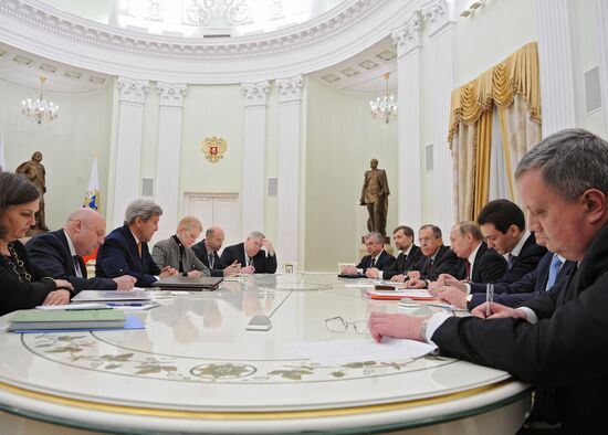 President Putin meets with US Secretary of State John Kerry