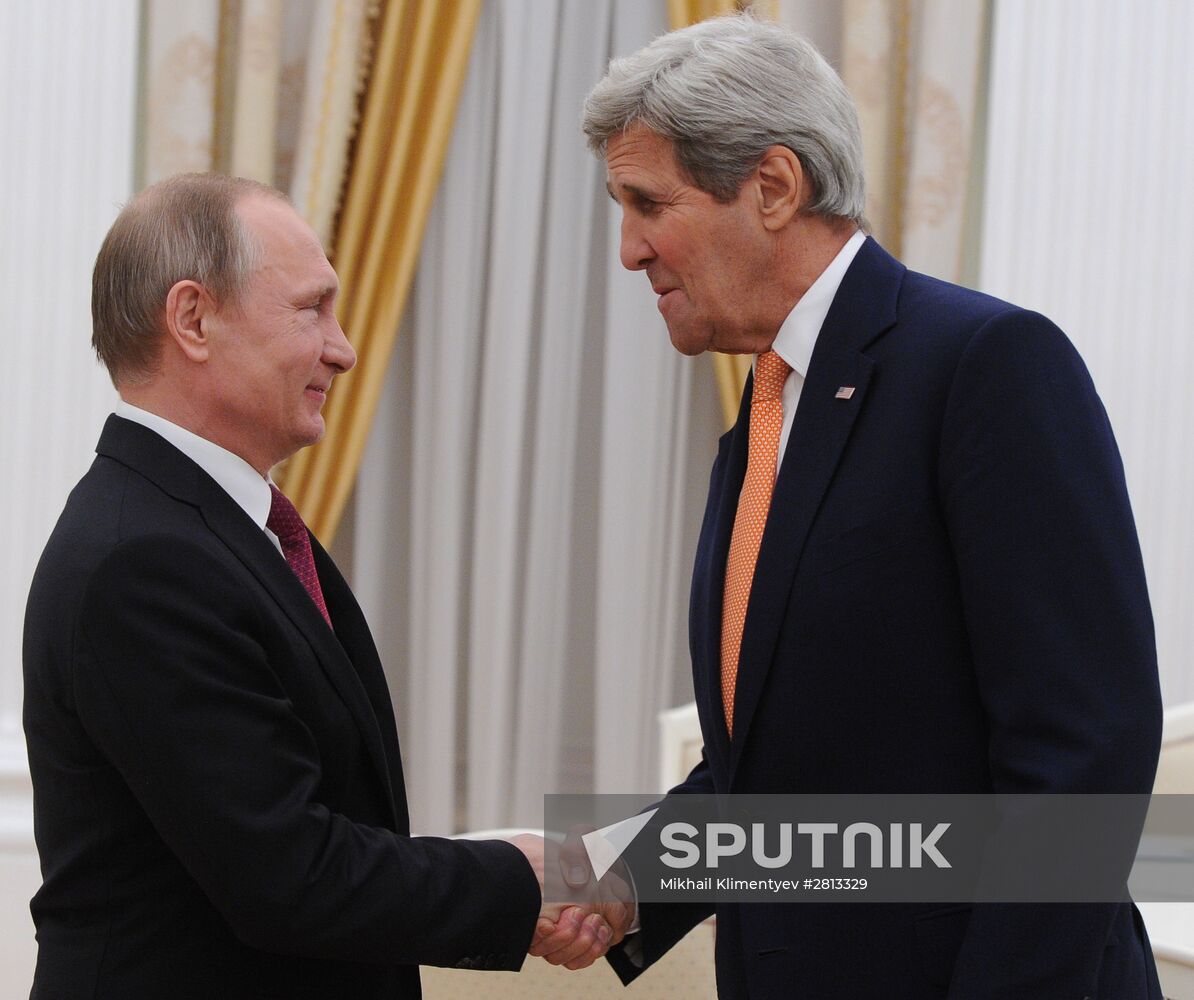 President Putin meets with US Secretary of State John Kerry