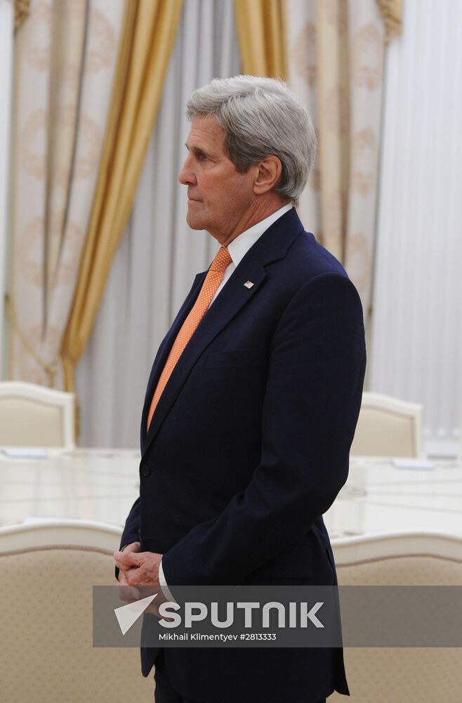 President Putin meets with US Secretary of State John Kerry