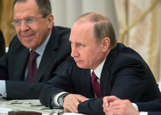 President Putin meets with US Secretary of State John Kerry