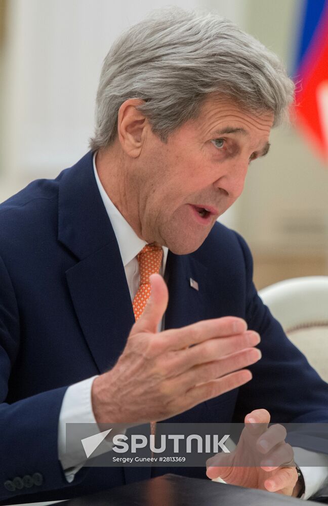 President Putin meets with US Secretary of State John Kerry