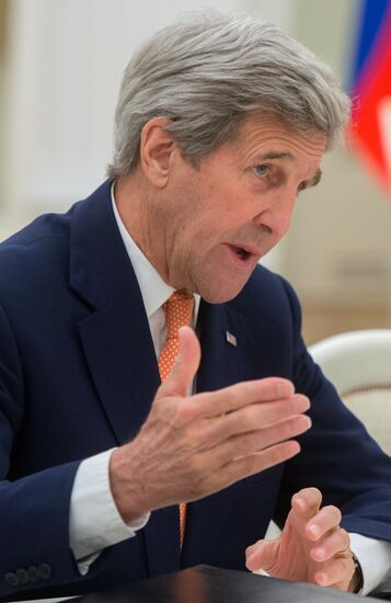 President Putin meets with US Secretary of State John Kerry