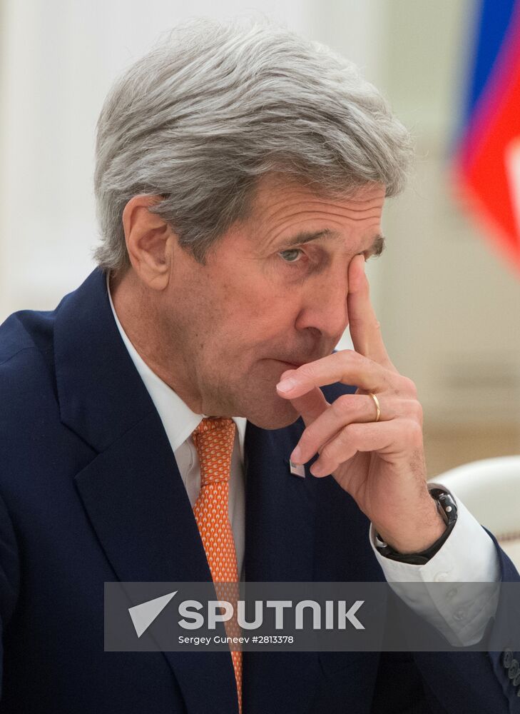 President Putin meets with US Secretary of State John Kerry