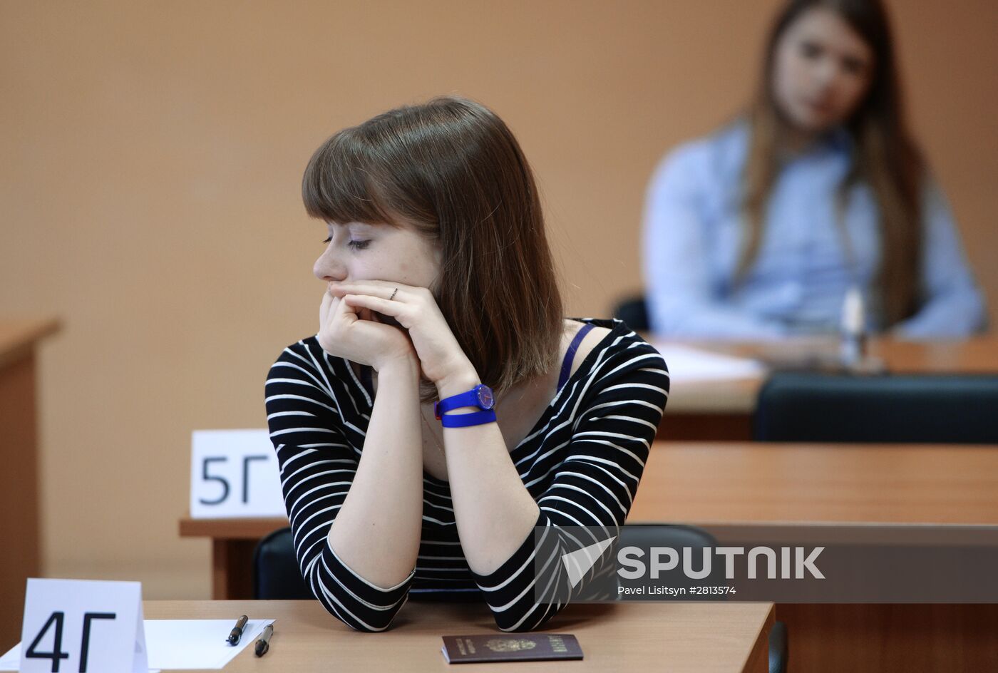 School-leavers take their Unified State Exam in Russian early
