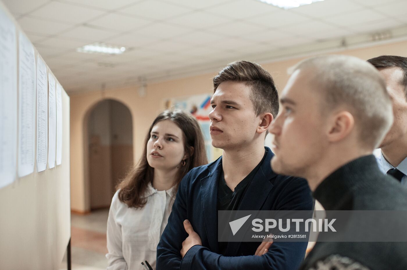 School-leavers take their Unified State Exam in Russian early
