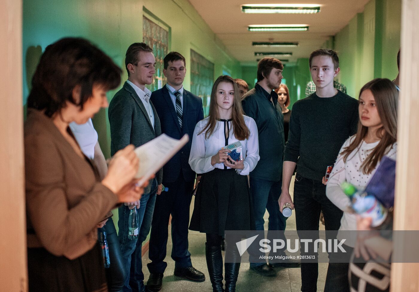 School-leavers take their Unified State Exam in Russian early