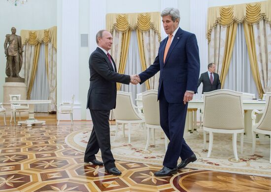 President Vladimir Putin meets with US Secretary of State John Kerry