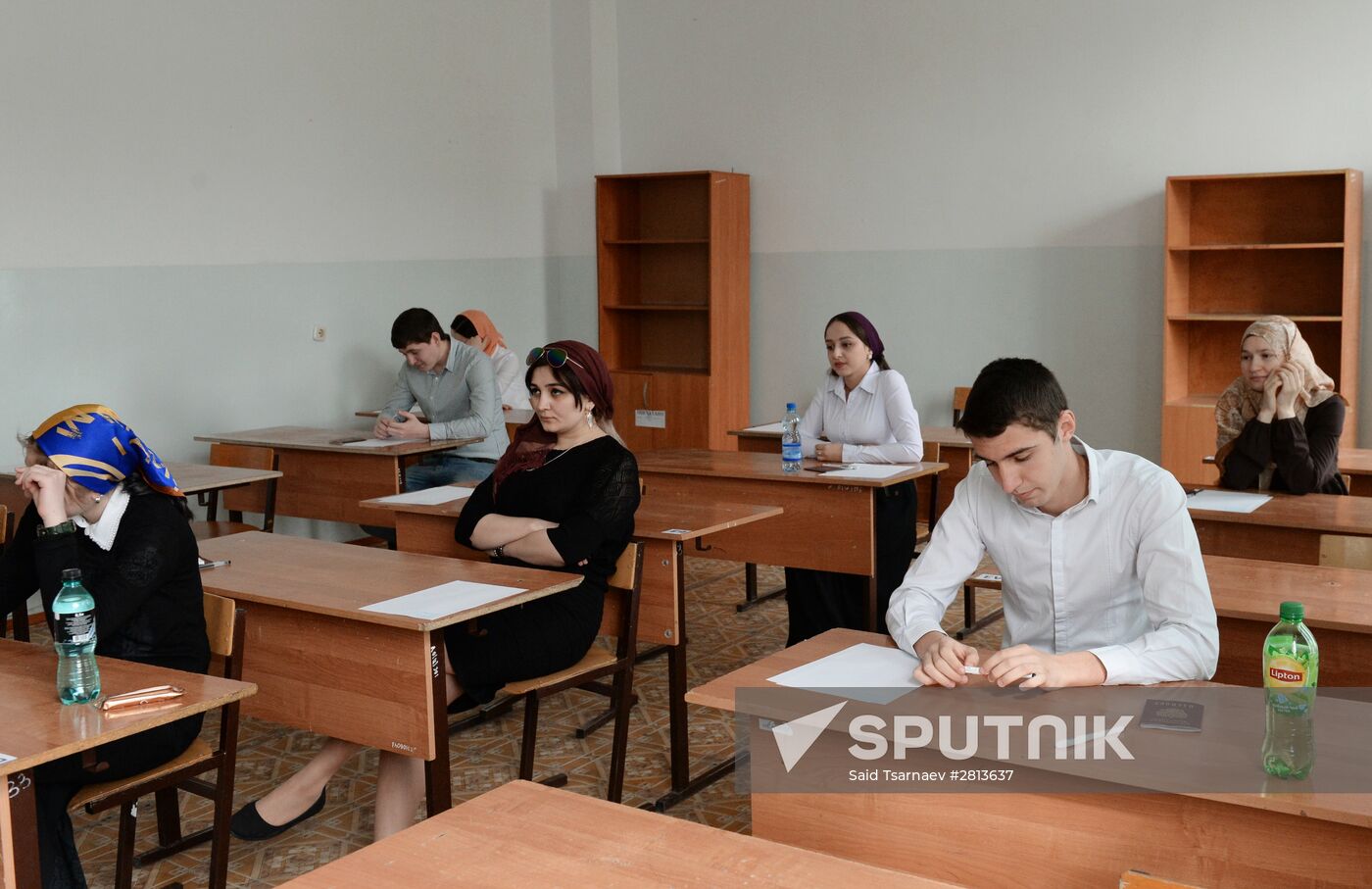 School-leavers take their Unified State Exam in Russian early