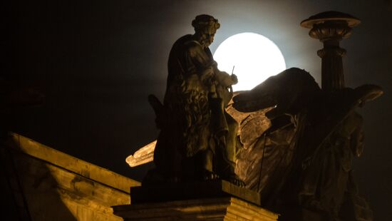 Full moon in St. Petersburg