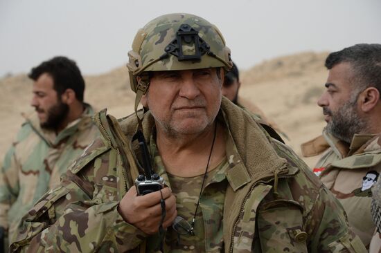 Syrian army and militias fight for Palmyra