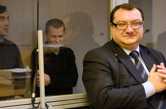 Alexander Alexandrov and Yevgeny Yerofeeyev on trial in Kiev