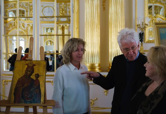 Icon of the Mother of God "Quick to Hearken" return ceremony