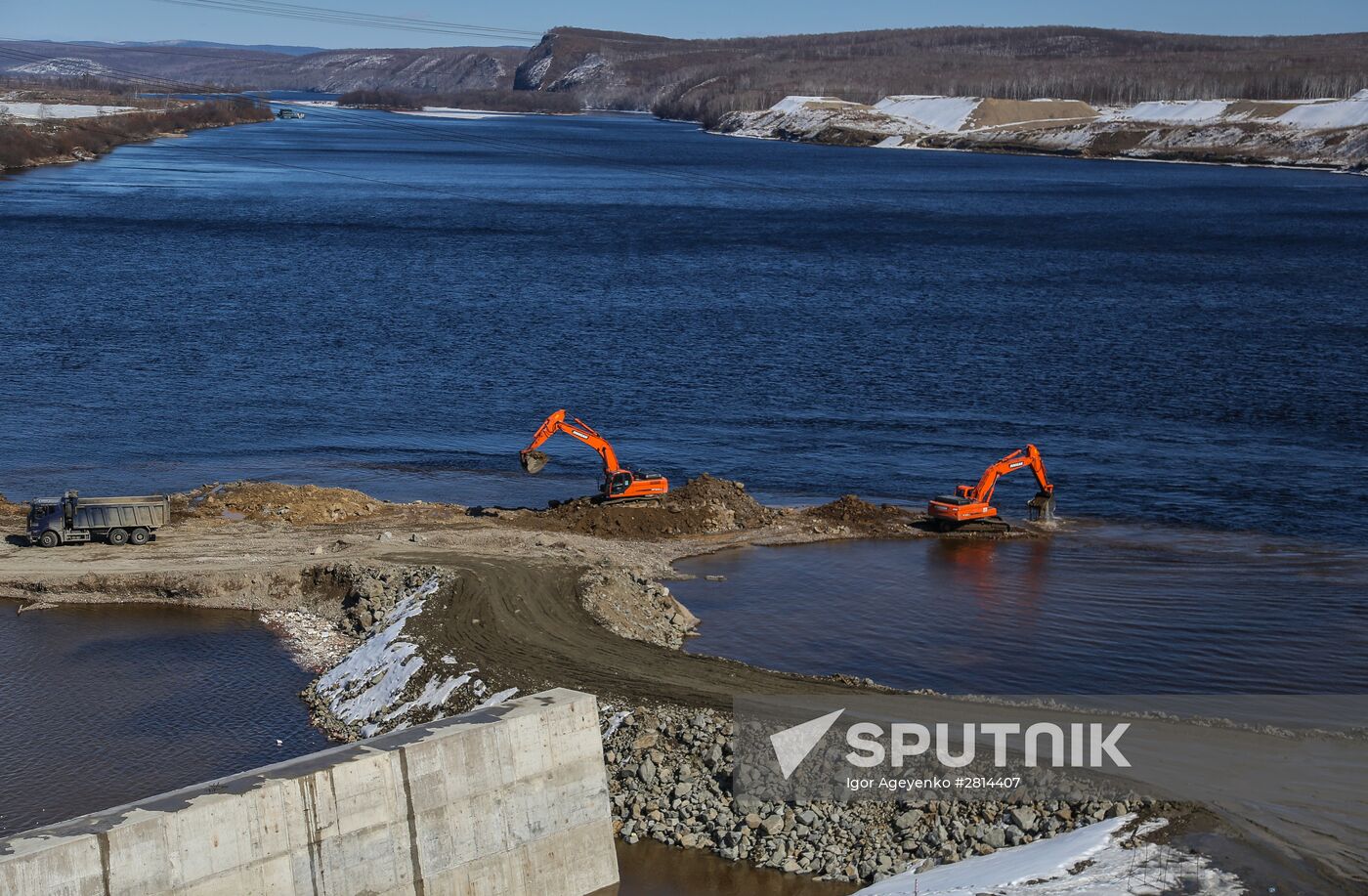 Nizhne-Bureyskaya hydro power plant in Amur Region