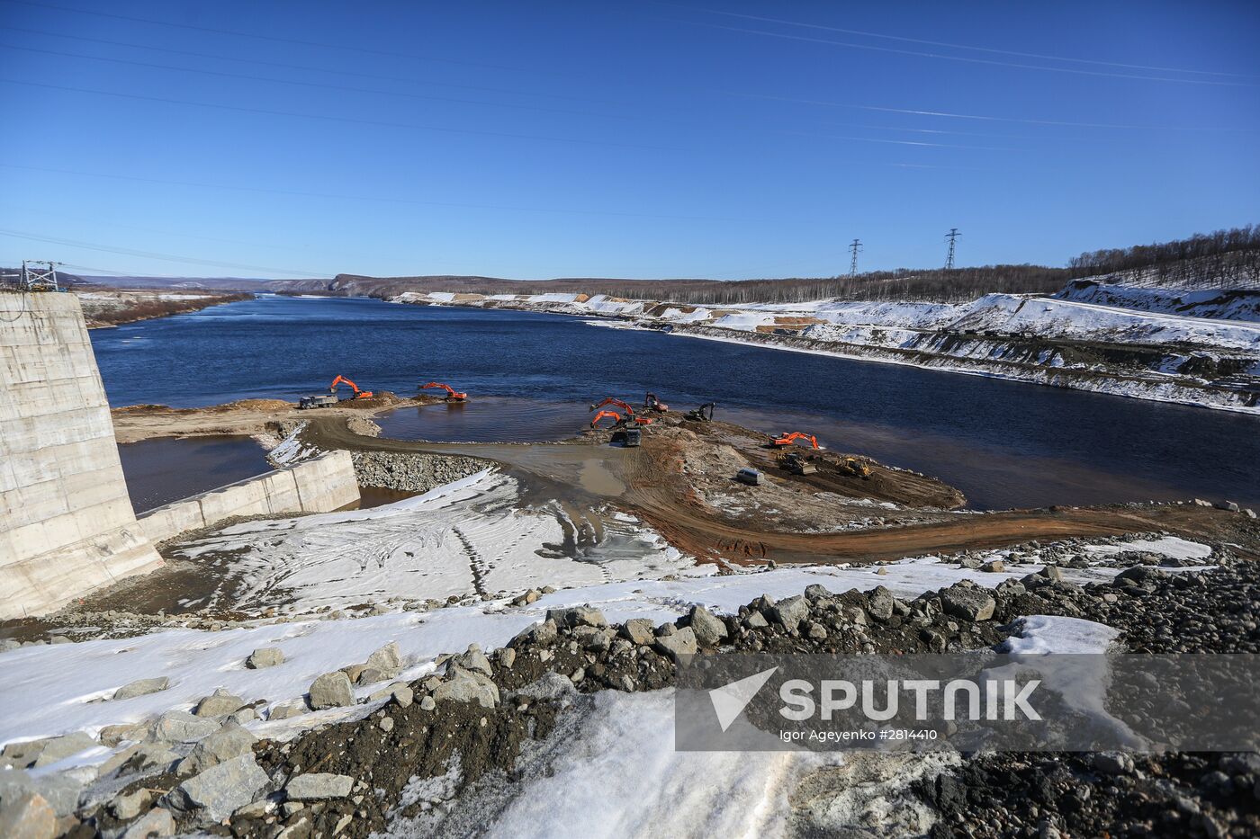 Nizhne-Bureyskaya hydro power plant in Amur Region