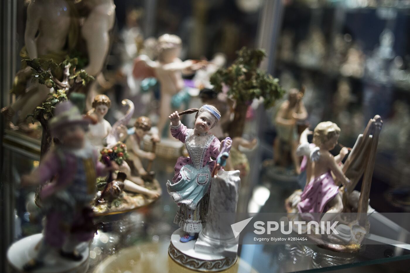 The 40th Russian Antique Salon opening