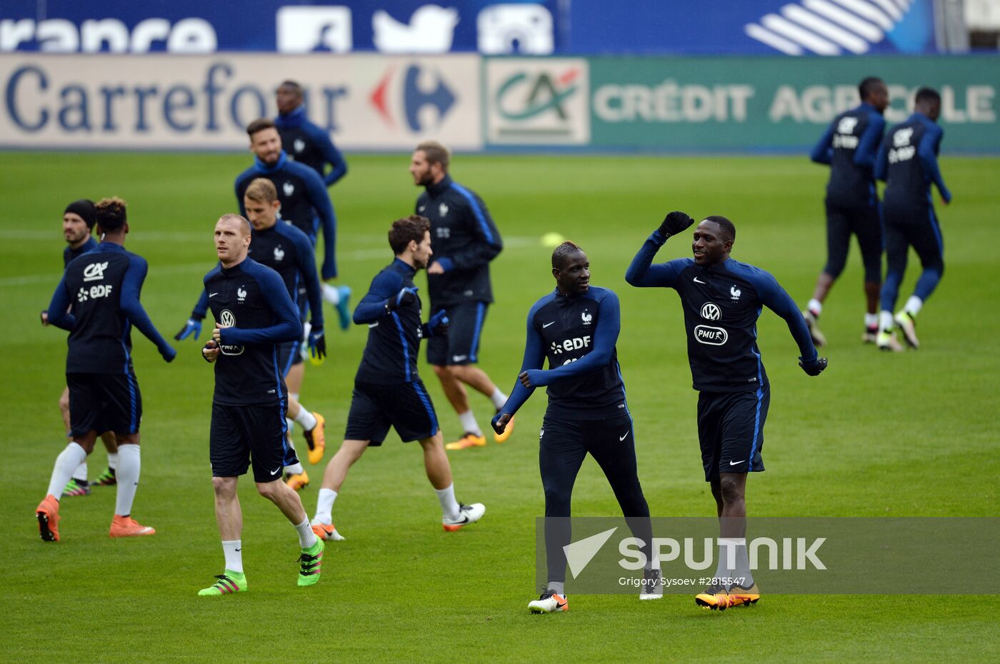 French national football team holds training session