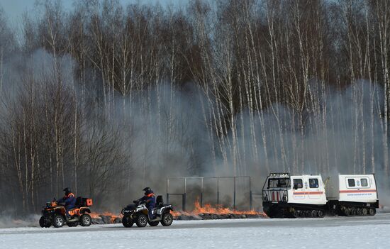 EMERCOM holds wildfire response drills